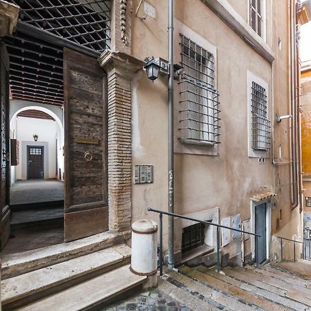 Two Bedrooms Apartment With Solarium With View On San Peter Church And Sant'Angelo Castle Rome Exterior photo